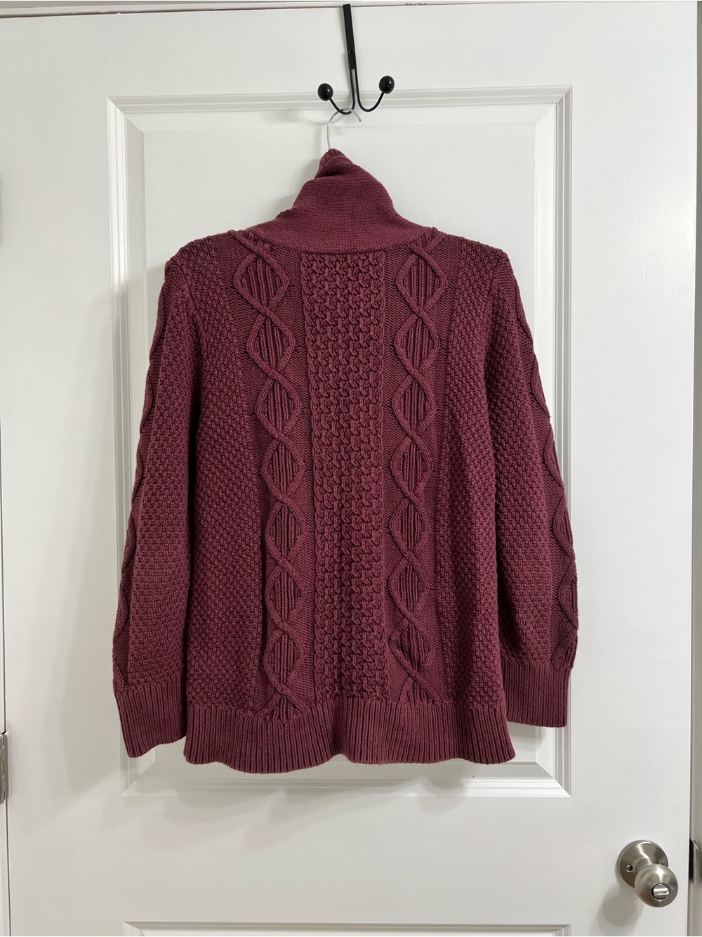 L.L. Bean Signature Women’s Medium Cable Knit Cowl Neck Sweater Chunky Fisherman - Picture 2 of 7